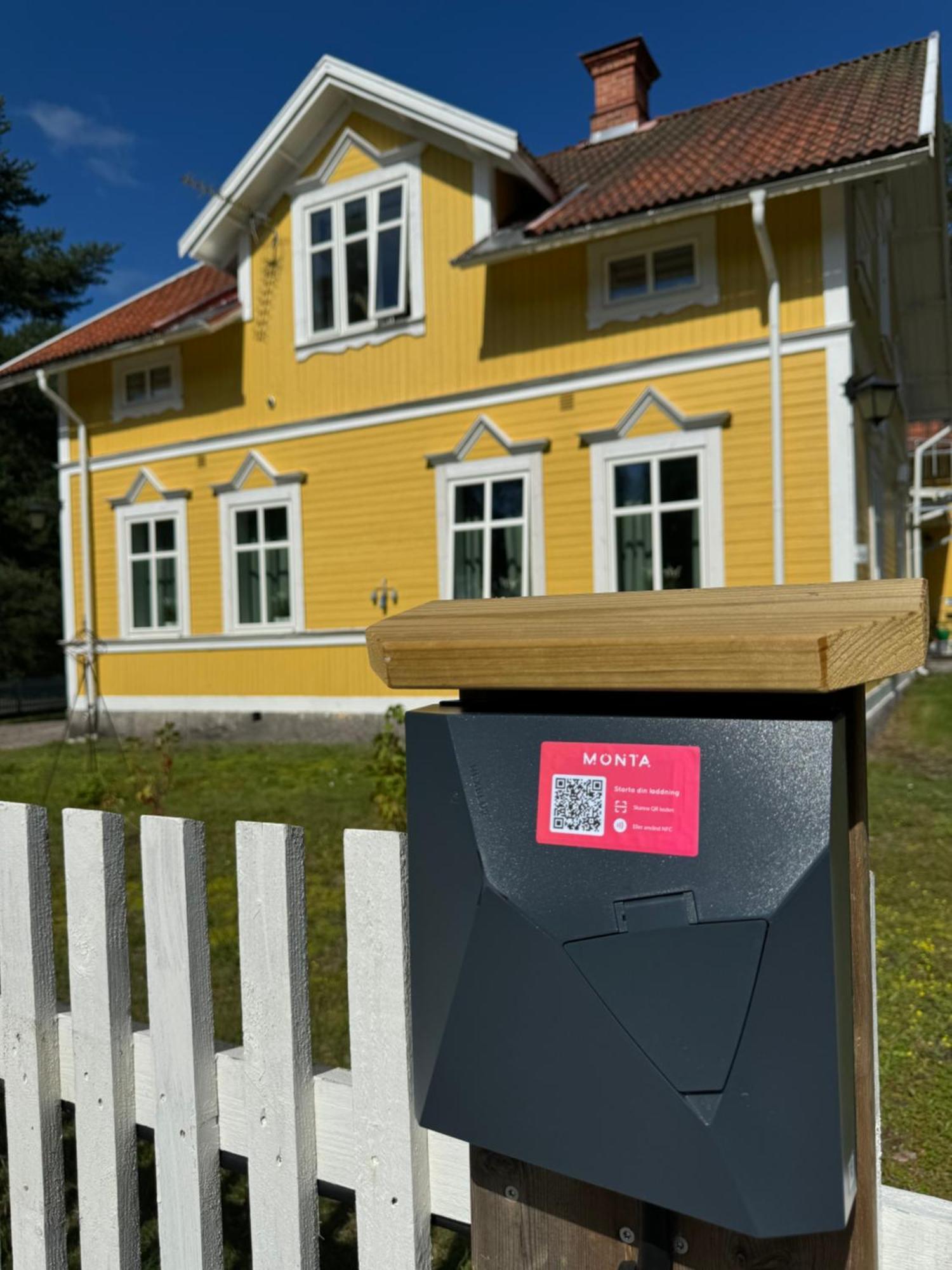 Hedenstugan B&B Hotel Bergby Exterior foto